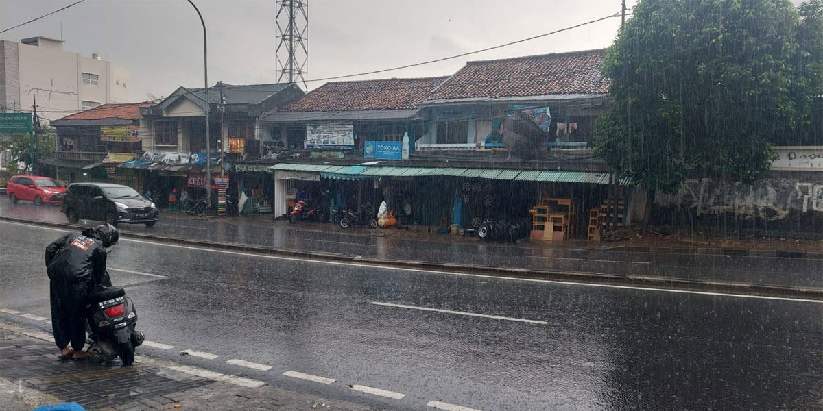 Hendak Liburan Di Akhir Pekan Simak Prakiraan Cuaca Bmkg Yuk Indopos Co Id